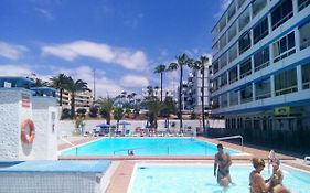 Playa del Inglés 5 min walk from Yumbo! 512